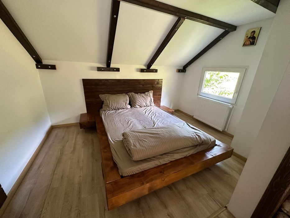 Cabana de închiriat la munte