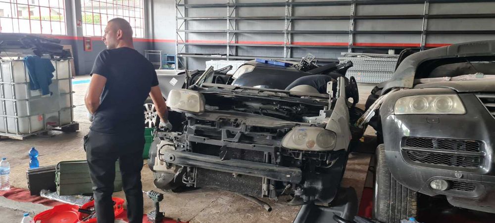 Фолксваген Кади  2.0i  BSX – само на части