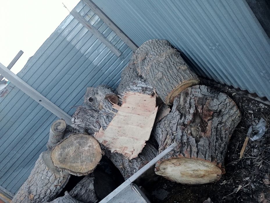 Отдам даром кому надо забирайте