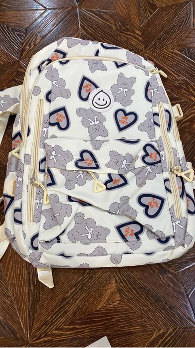 Рюкзаки школьные