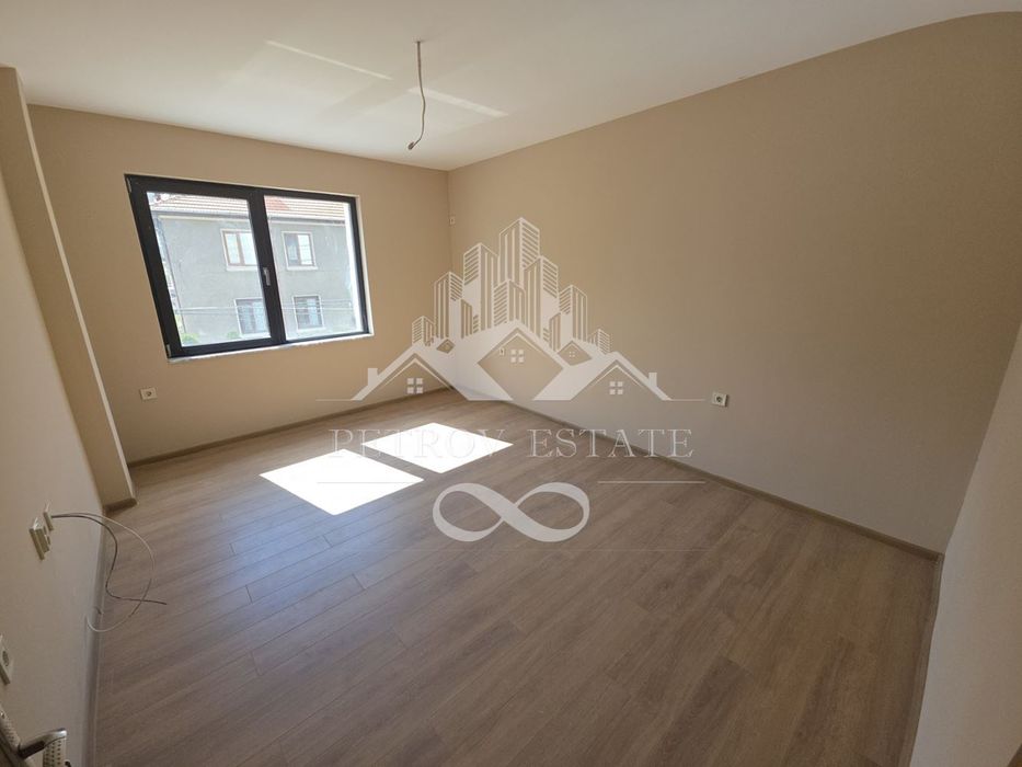 Дава се под наем Двустаен апартамент в Велинград - 59 кв.м за 331.5 € - Снимка #2