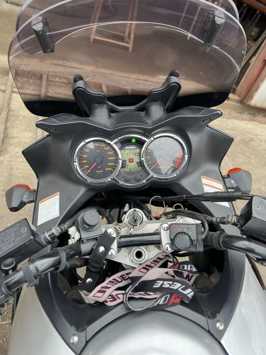 Suzuki V-strom DL 1000