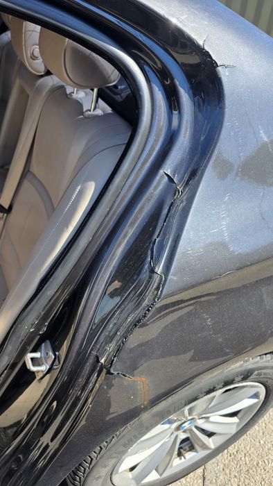 BMW 5 Series 2010 — imagine 5