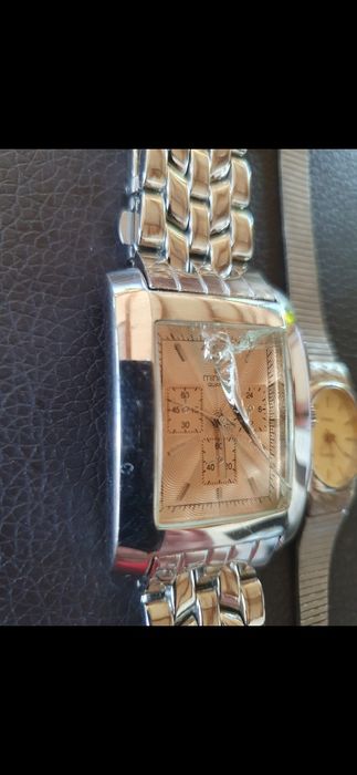 Часовници - мъжките са работещи