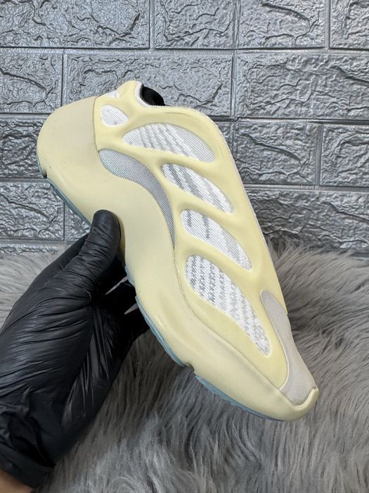 Yeezy 700 Azael Pk Premium