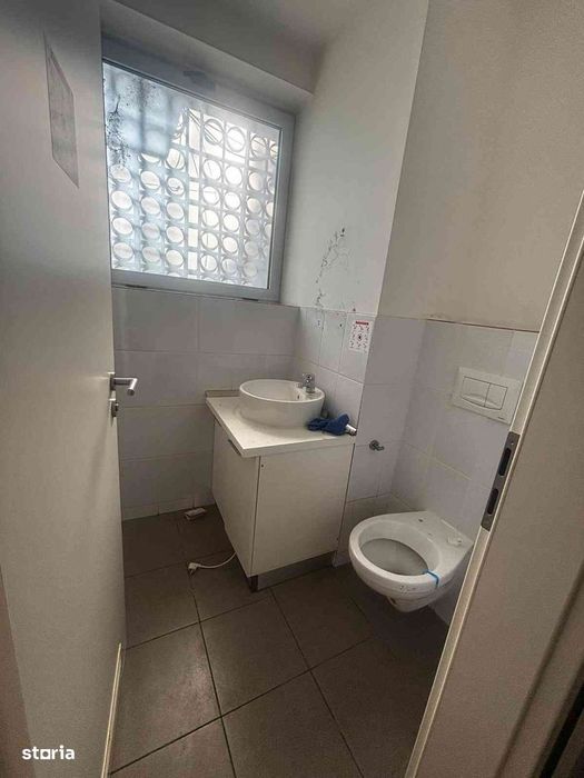 Spatiu comercial show room