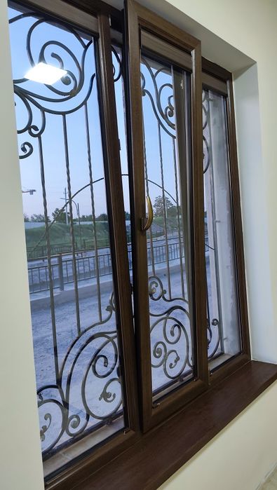 Akfa Eshik va Derazalar