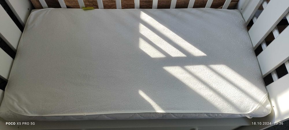 Детская кроватка-манежик