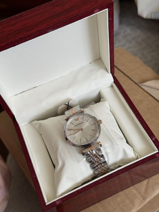 Emporio Armani часовник