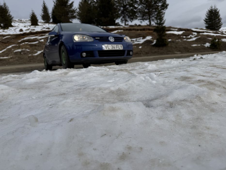 Vand / pentru dezmembrari