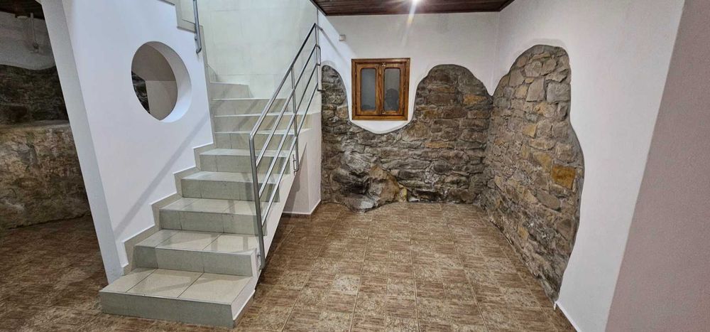 Продава се Магазин в Велико Търново, Център - 189 кв.м за 3440 €/кв.м - Снимка #7