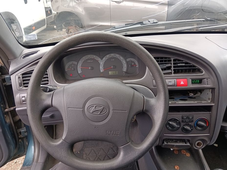 Хюндай елантра на части