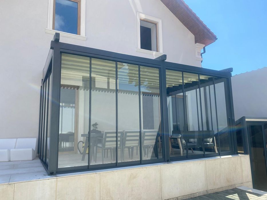 MetalGlass Cluj | Balustrade sticlă, balcoane, terase, uși culisante