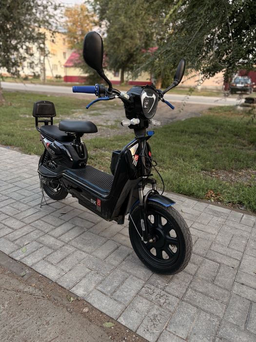 Электроскутер SK8