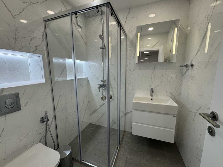 Дава се под наем Двустаен апартамент в София, Студентски град - 75 кв.м за 867.51 € - Снимка #3