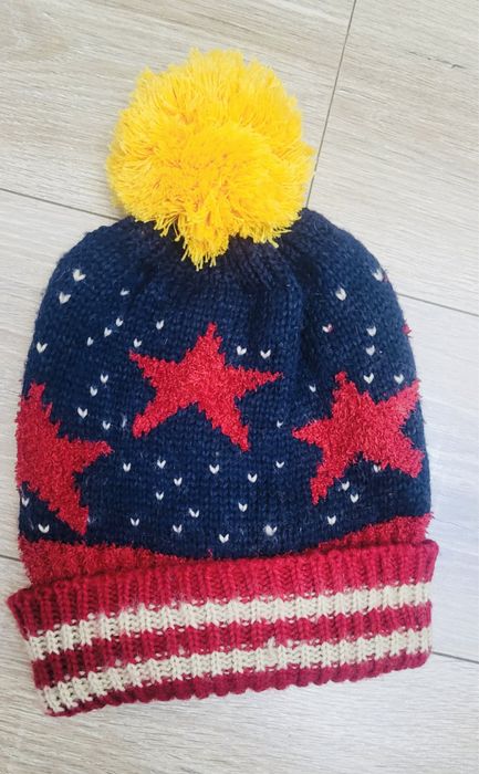 Продам зимние шапки