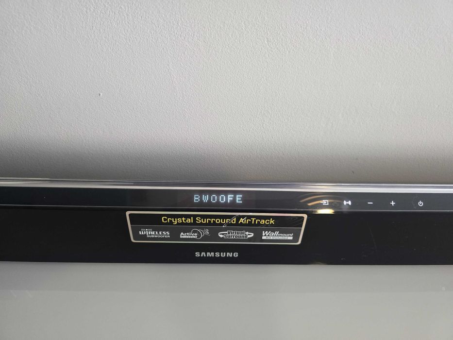 Саундбар-Високочестотна wireless тонколона за домашно кино Samsung HW-C450