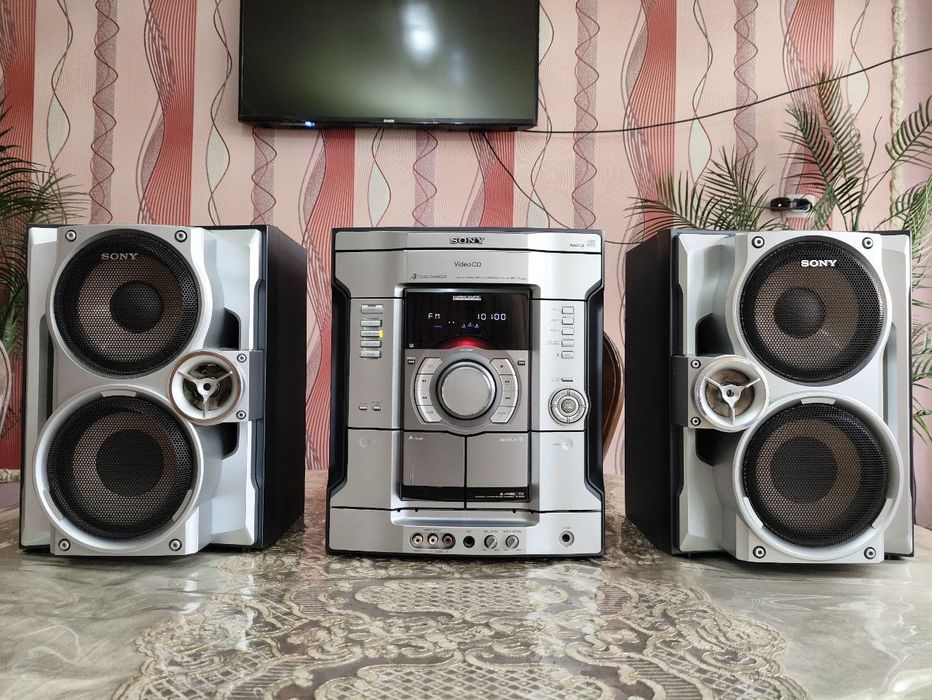 Sony musiqa markazi sotiladi bass kuchli