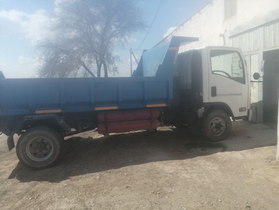 Isuzu samasvol yil 2009