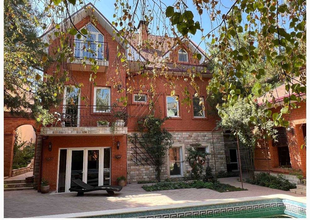 Продажа Евродома на Циолковском, 6-сотки (N 13271 )