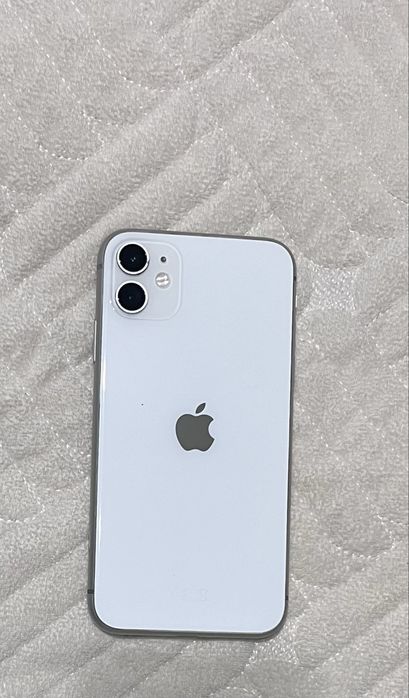 Продам Iphone 11