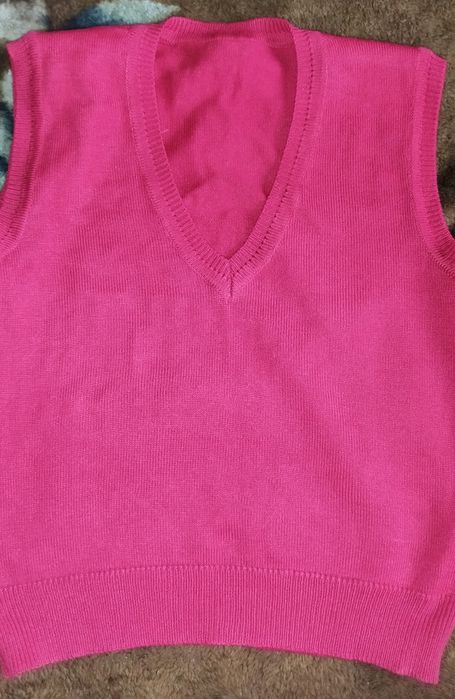 Rochițe,bluze,veste tricotate mărimea S-M