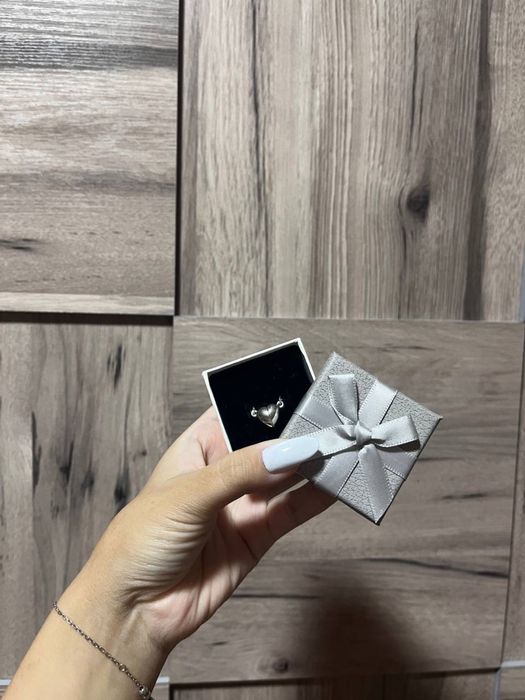 Парные браслеты в наличии.