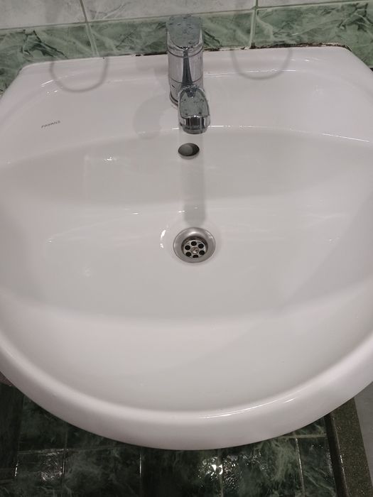 Пвц  шкаф за баня 60 см и горен мдф 60 см