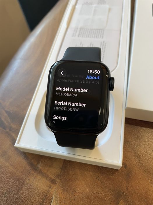 Apple watch SE 3 40mm Solo loop GPS