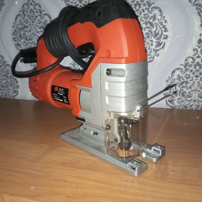 Электролобзик профессиональный P.I.T. P71008-PRO (1100 Вт)