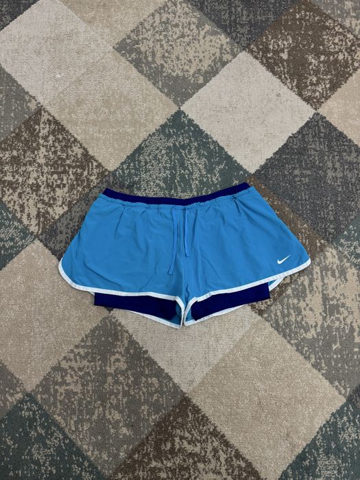 Дамски къси гащи Nike