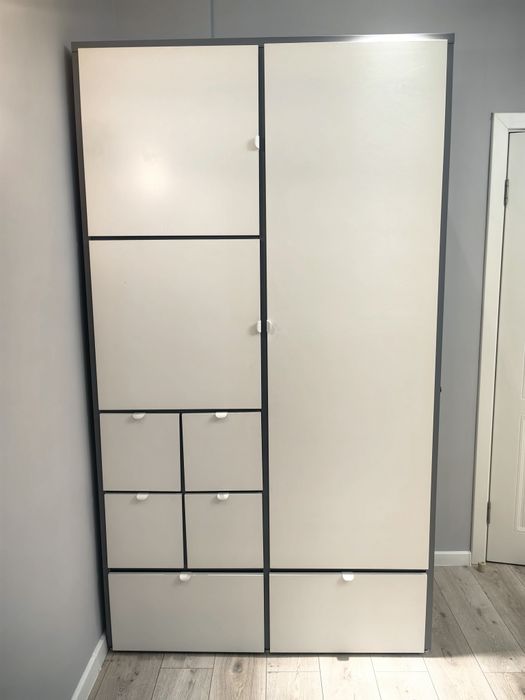 Шкаф IKEA 122х59х216 visthus