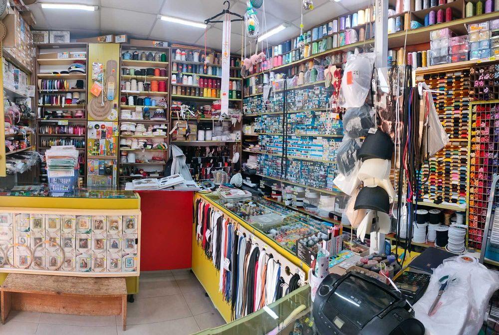 Продавам бизнес кинкалерия с магазин