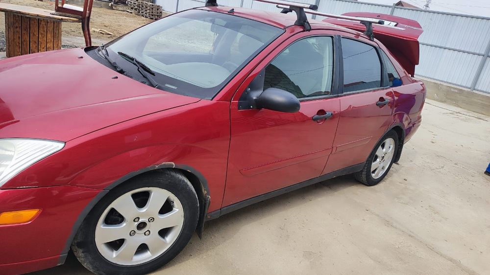Легковой автомобиль Ford focus 1