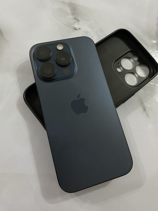 Продам Айфон 15 pro