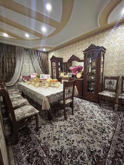 Продается 4х комнатная квартира, Район Сергели 5, 2 ой метро, 0837