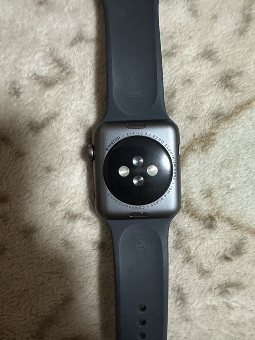 Продам apple watch 3 series