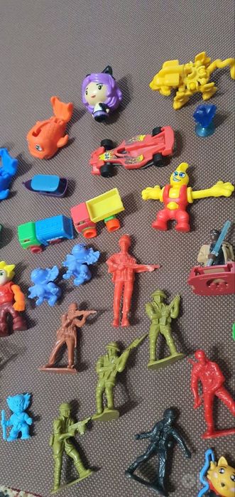 Игрушки Киндер сюрприз, Киндеры
