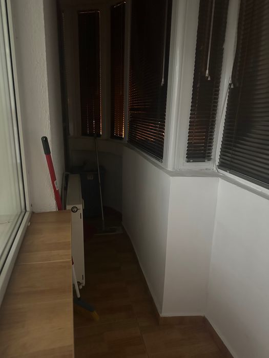 Închiriez garsonieră Mihai Bravu-Dristor etajul 1 loc de parcare 400€