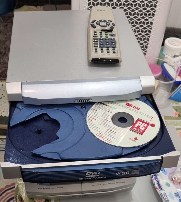 Sistem audio AIWA DVD/CD/Casetă – FUNCȚIONAL – Telecomandă inclusă