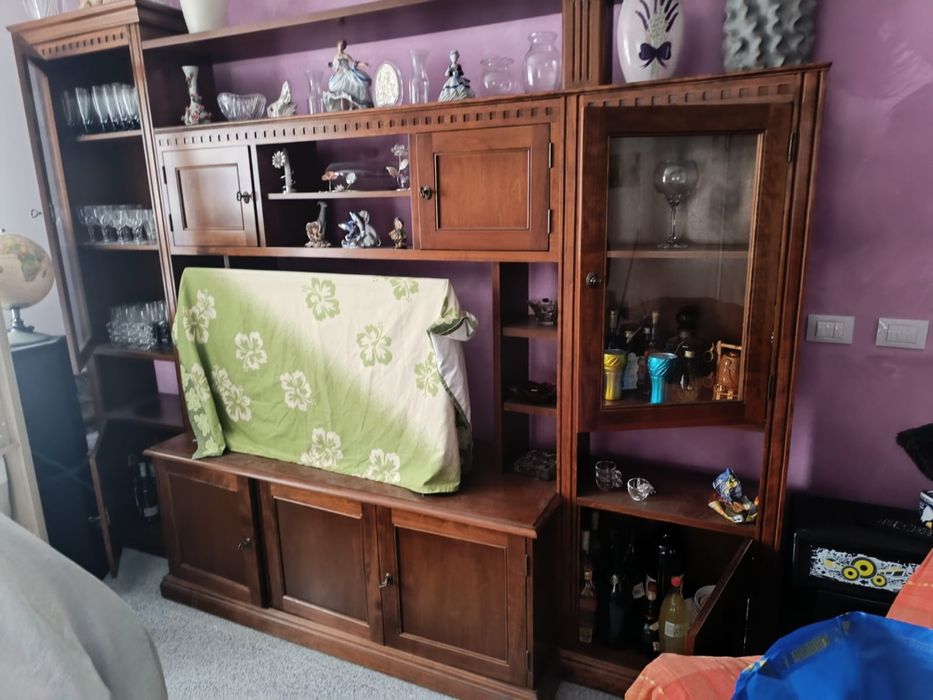 Set mobilier din lemn masiv