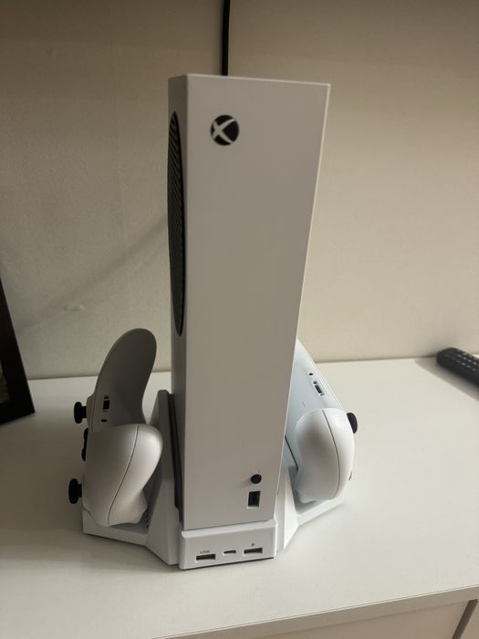 Продам Xbox series S