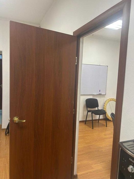 Продаются б/у межкомнатные двери