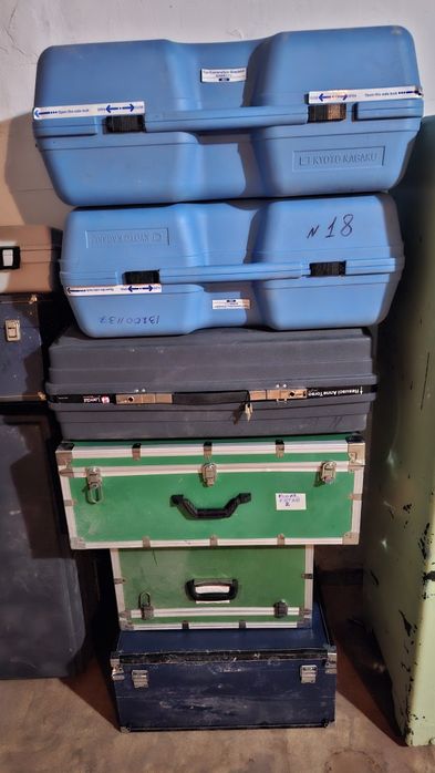 Чемоданы, кейсы,  ящики