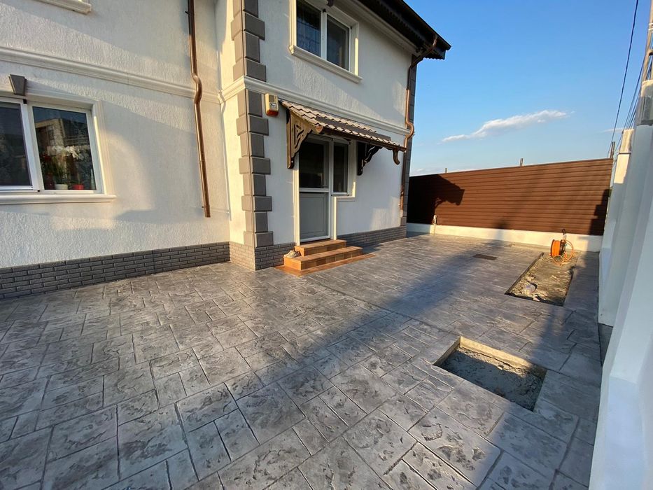 Beton amprentat Octavian