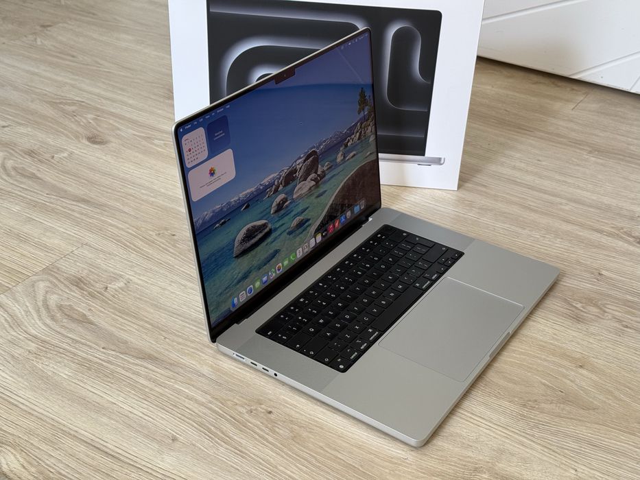 Чисто Нов Macbook Pro 16’ M4 Max/36GB Ram/1TB SSD/Гаранция