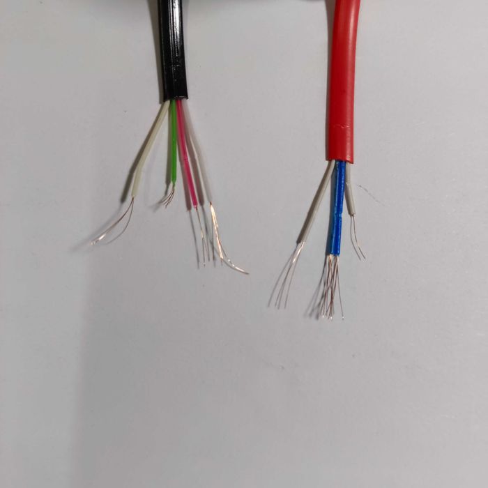 Шнур телефонный линейный плоский.