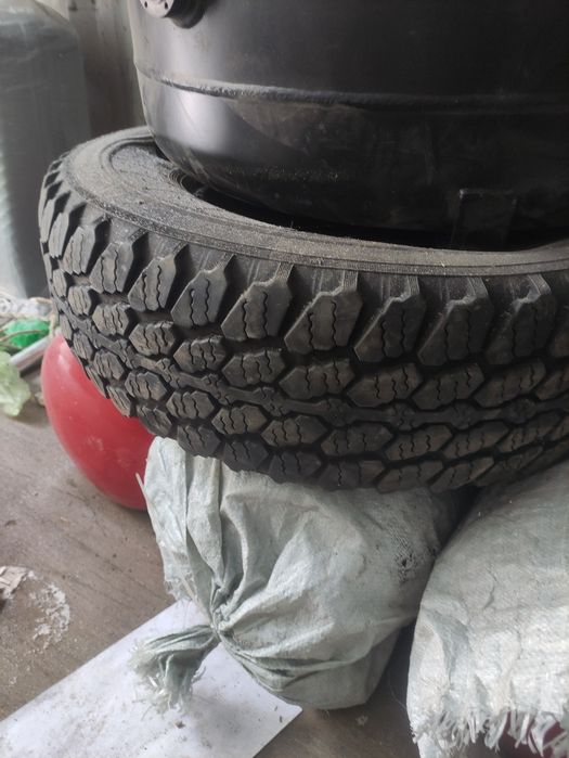 Покрышки для внедорожников б/у R 15