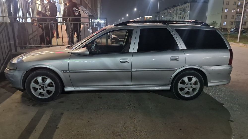 Опел вектра универсал