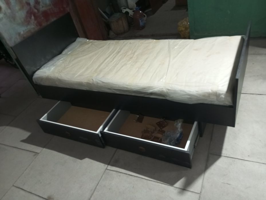 У нас карантия нет